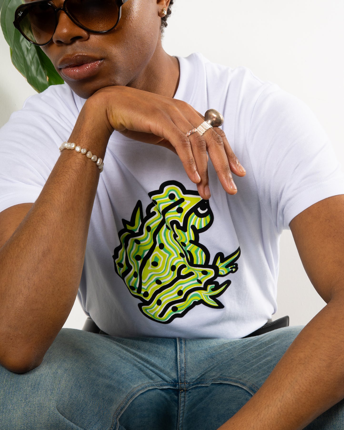 Peace Frog Tee in White